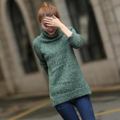 Green Knitted Turtleneck Long Cuffed Sleeves..