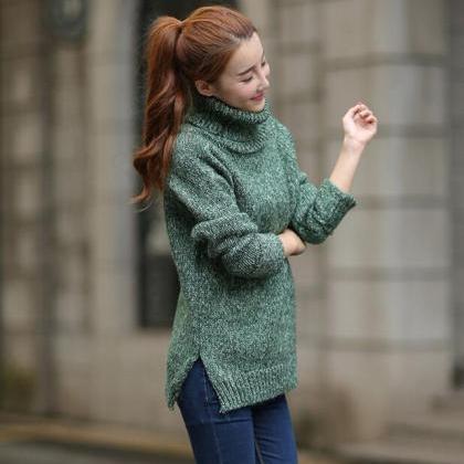 Green Knitted Turtleneck Long Cuffed Sleeves..