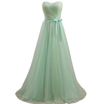 Off Shoulder Sweetheart Tulle Bridesmaid Dress..