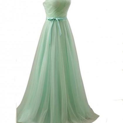Off Shoulder Sweetheart Tulle Bridesmaid Dress..