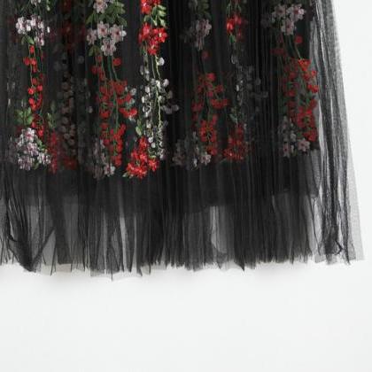 Women Floral Print Gauze Skirt - Black