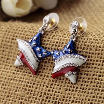 Rhinestone Decorated Star Shape Design Earrings