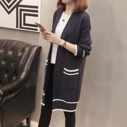 Women Fashion Loose Long Sleeve Knitted Sweater..