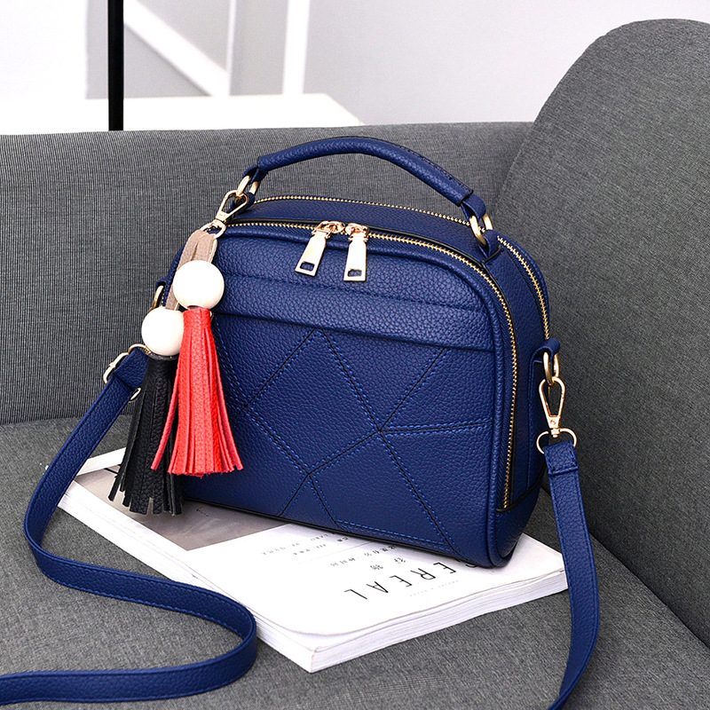 Small Fashion Tassels Shoulder Messenger Bag - Blue