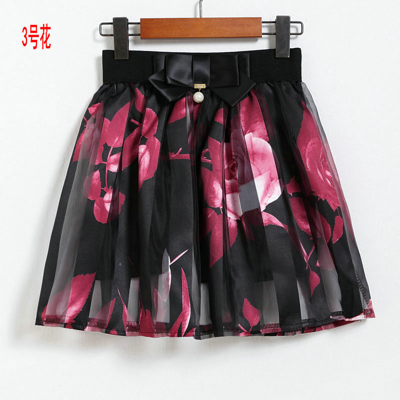 Fashion Flower Pattern Chiffon Short Skirt 