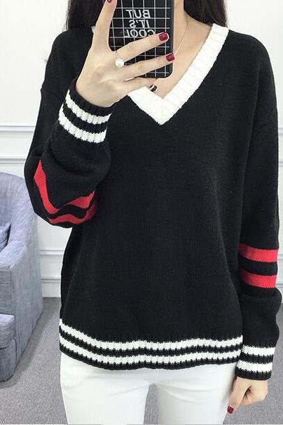 Women V Neck Knitted Sweater - Black